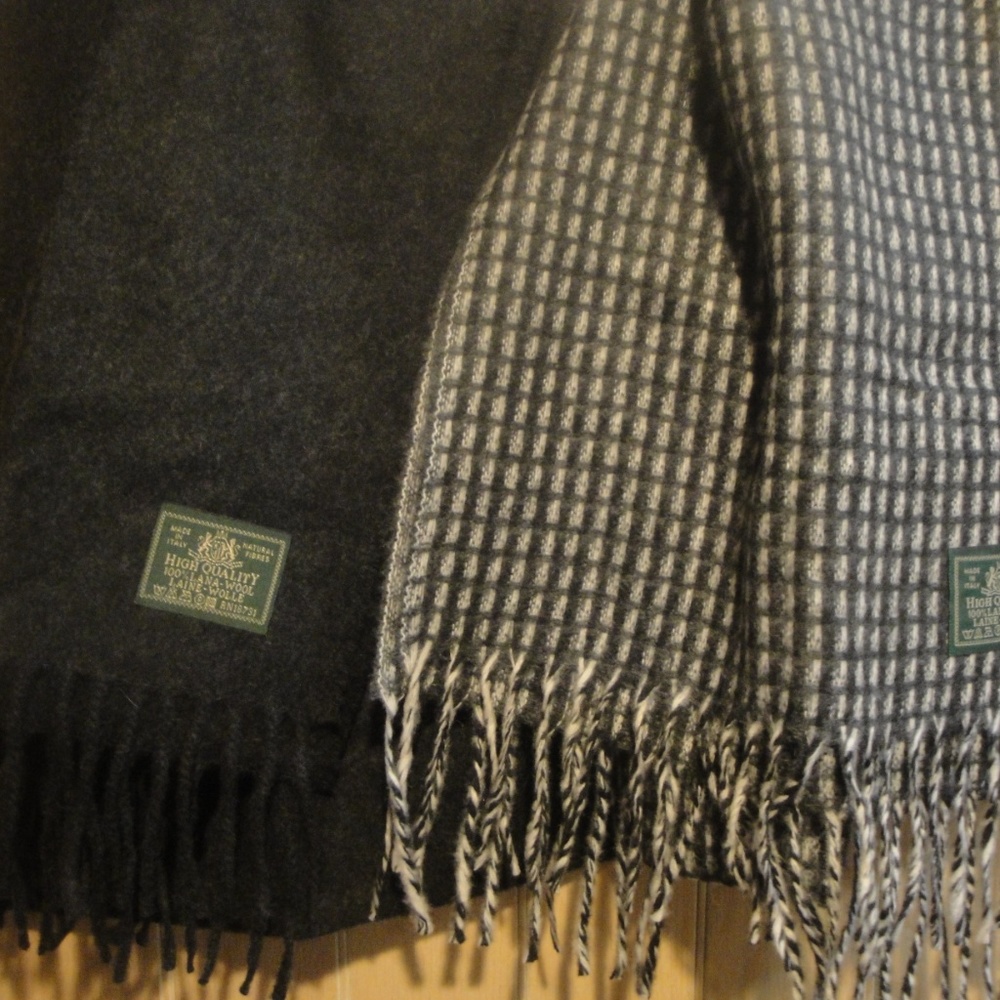 2 High Quality 100% Wool Gray White Scarfs Italy